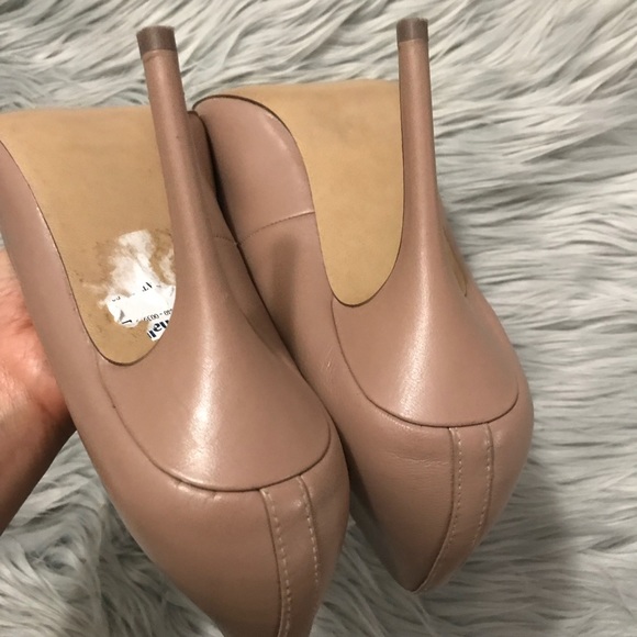 Steve Madden Nude Pointed Toe Stilettos Pumps - Picture 6 of 8